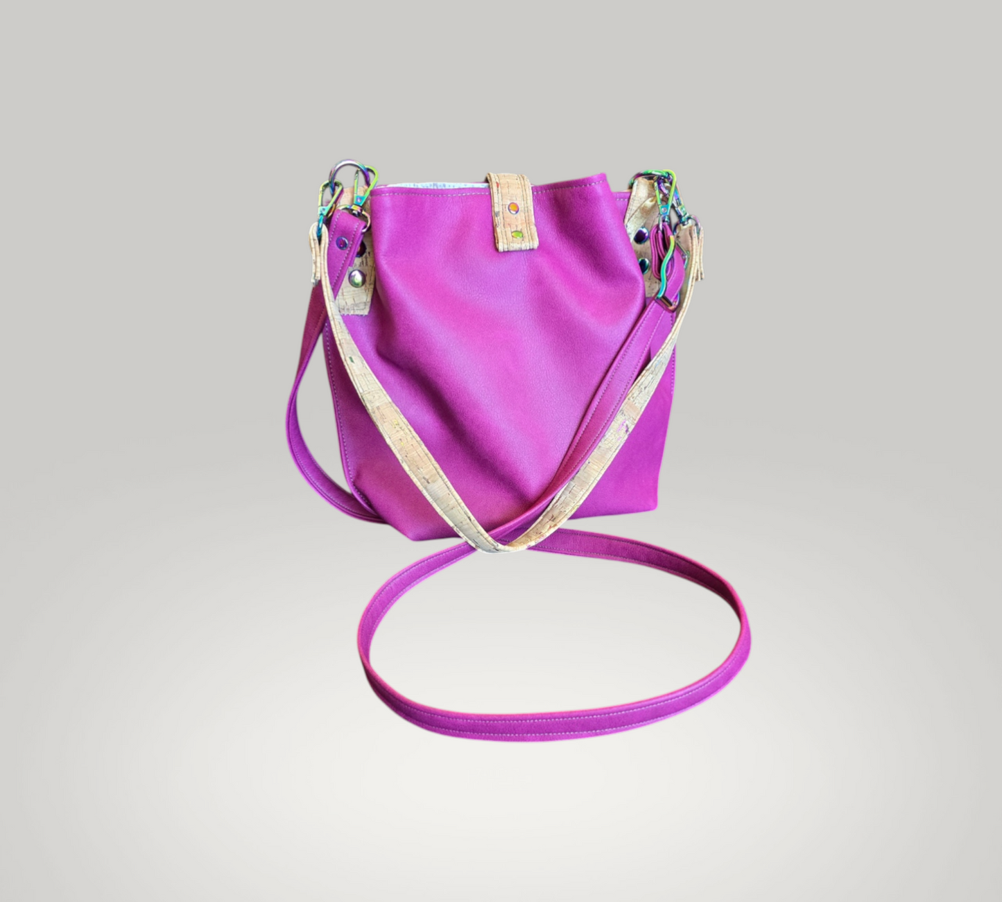 Crossbody – Magenta Cork