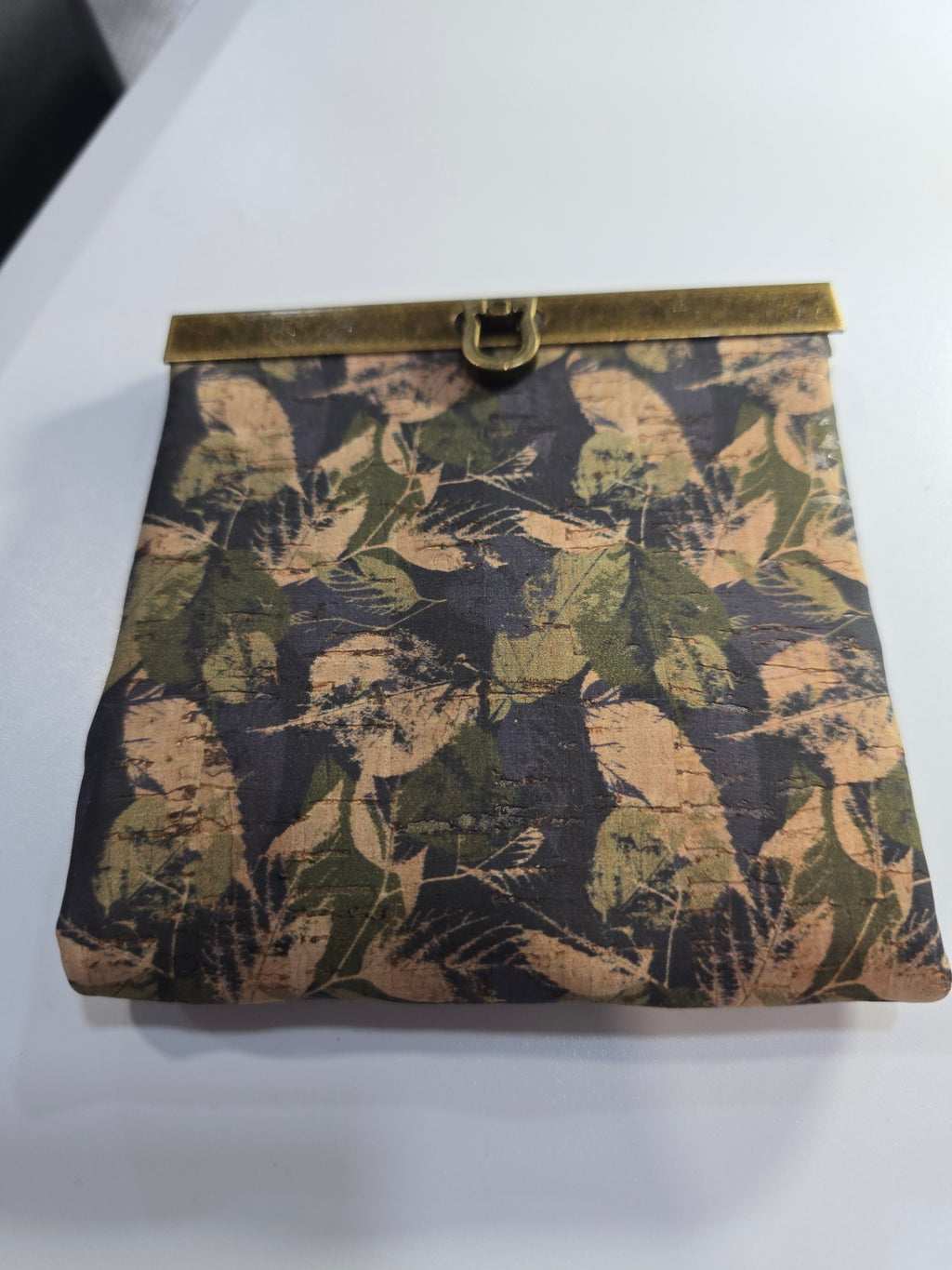 Mini Rozy Botanical Cork wallet front
