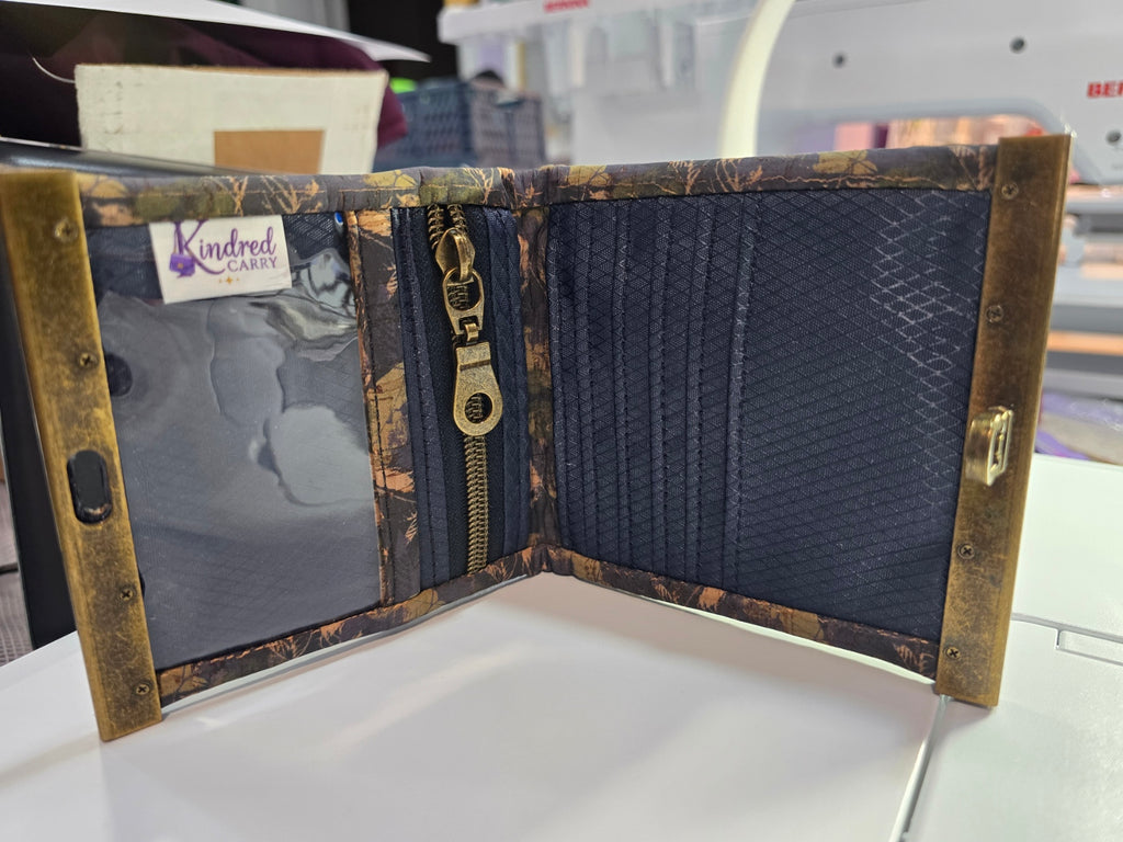 Mini Rozy Botanical Cork wallet interior