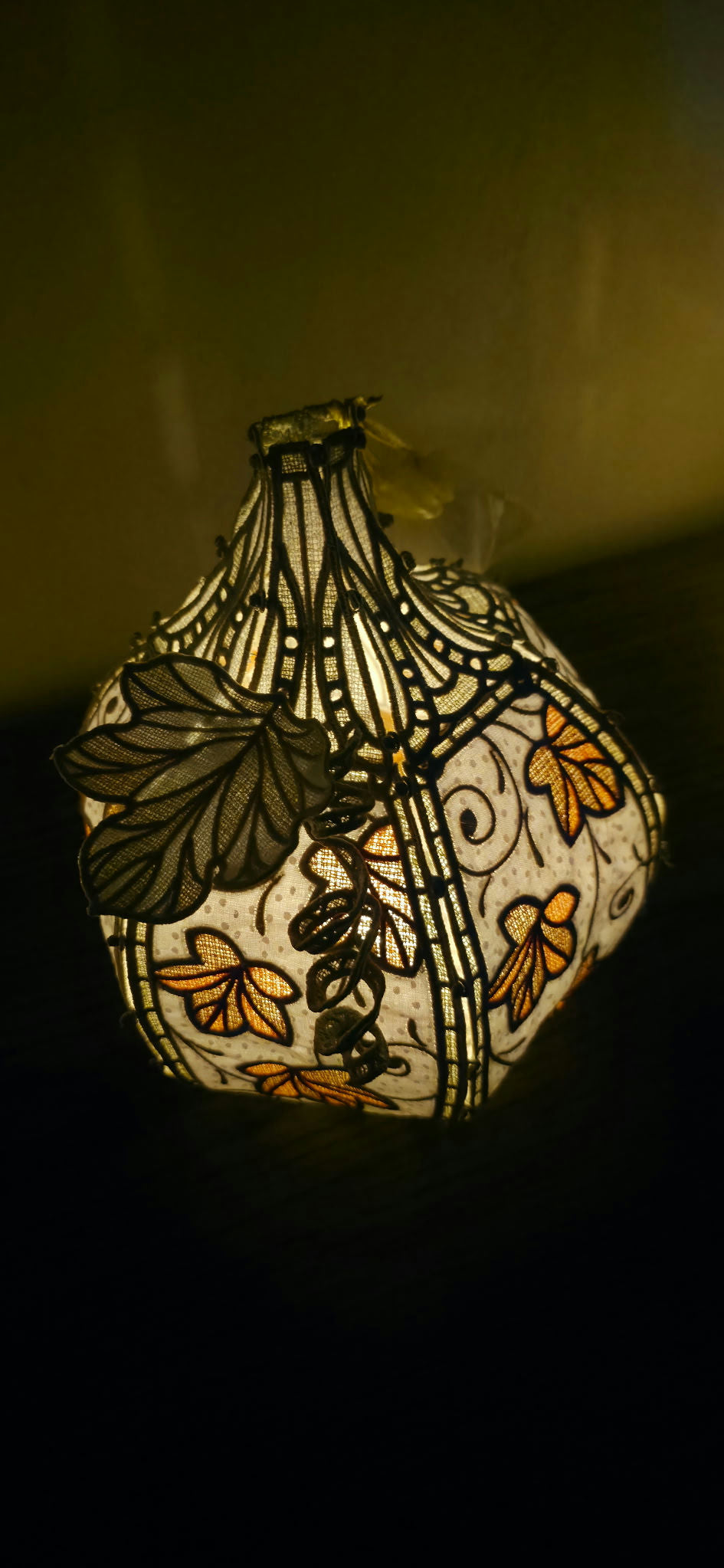 Kindred Carry embroidered lace pumpkin with leaf design