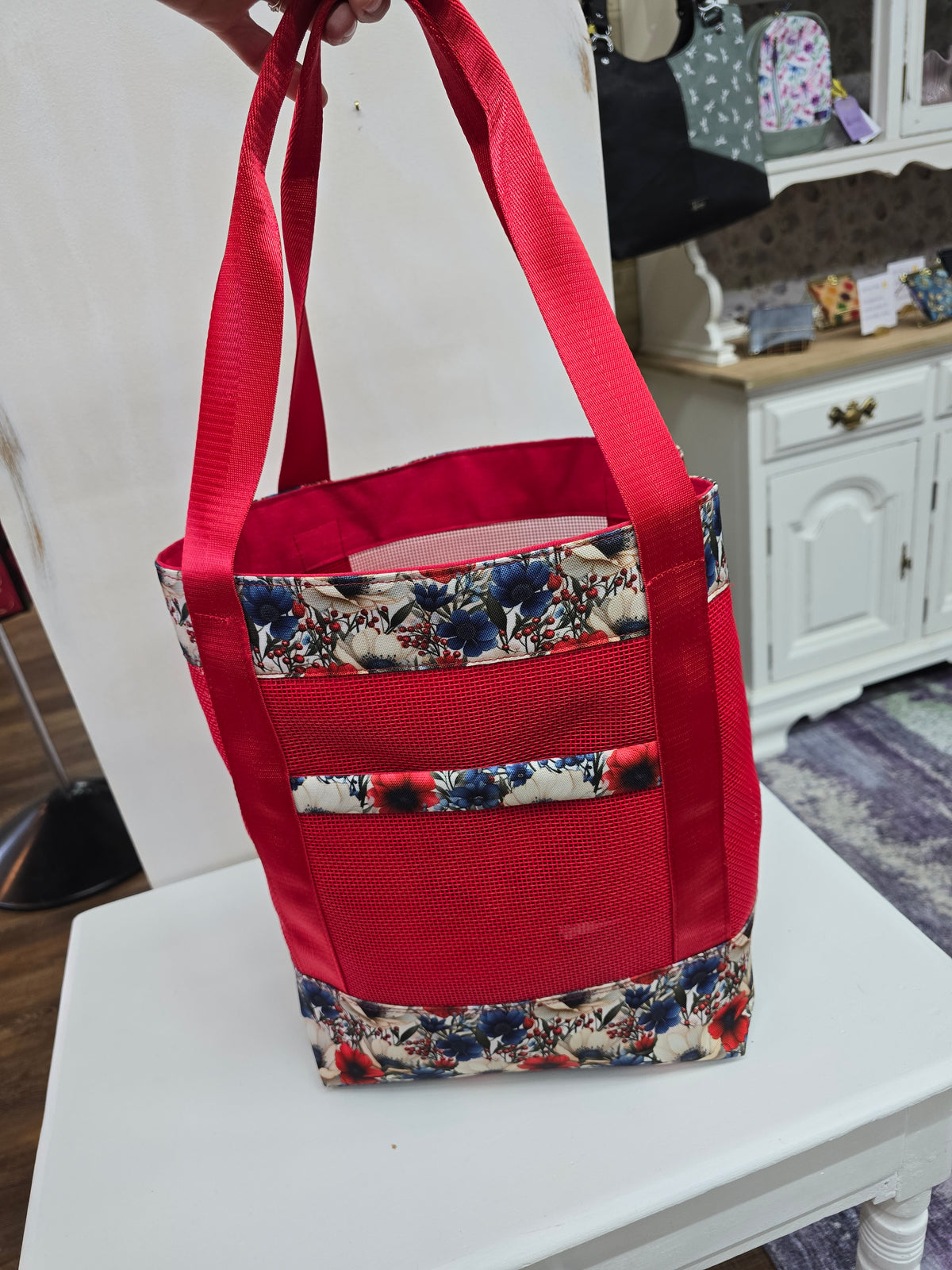 Kindred Carry Market Tote in patriotic print