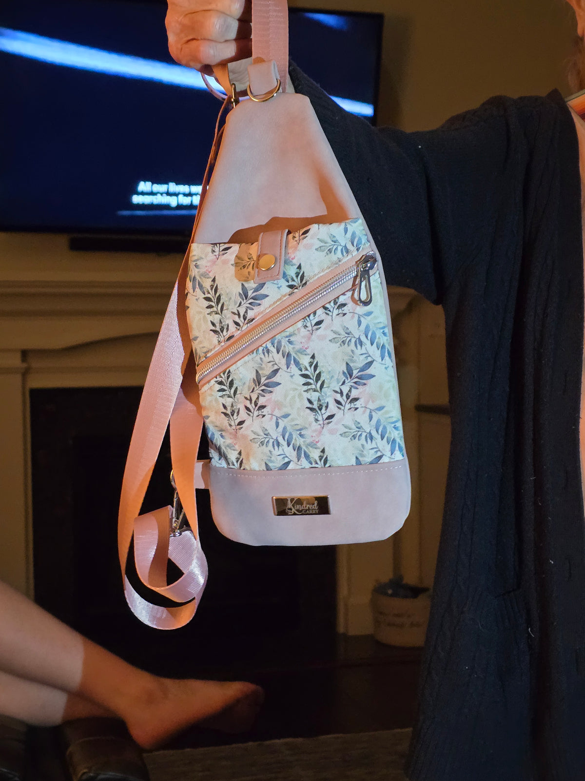 Kindred Carry Mini-Traveler sling in pink leaves