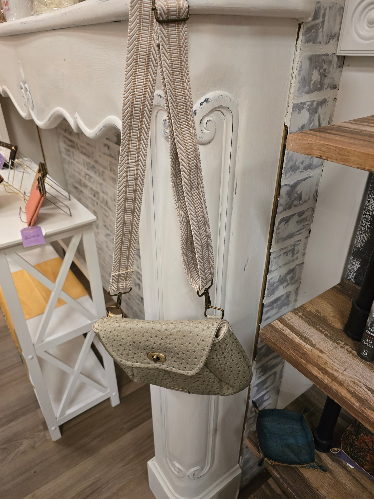 Kindred Carry Oriole purse in beige faux ostrich